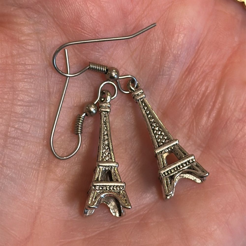 EIFFEL TOWER EARRINGS DANGLE COLUMN PIERCED UNIQUE WORLD FRENCH TRAVELER MINI - Picture 8 of 9